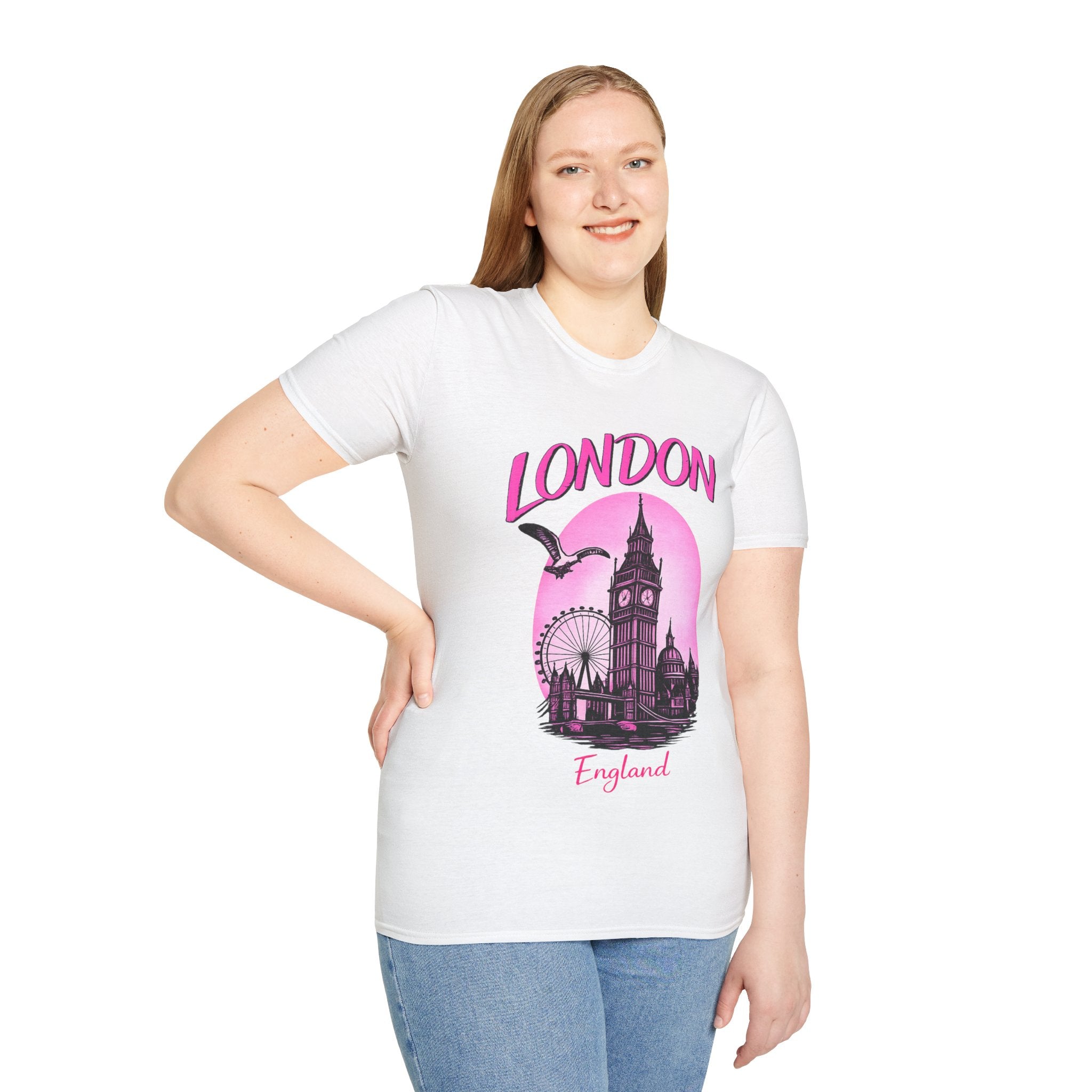 London Graphic T-Shirt - Pink Retro Skyline Tee